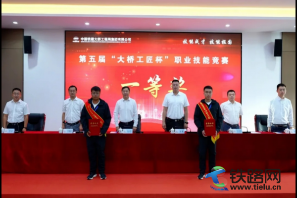 秦志強(qiáng)：在平凡崗位上綻放非凡光芒